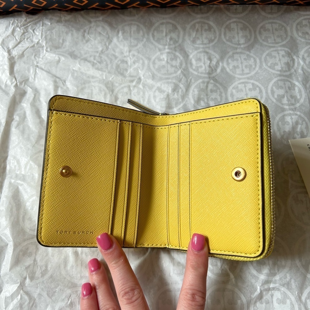 Tory Burch Emerson Mini Wallet Yarrow Gold Yellow - Picture 4 of 9